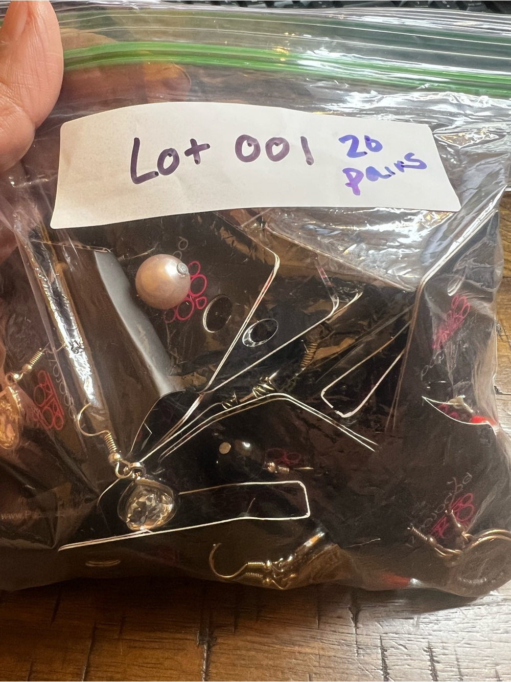 Lot of 20 Paparazzi Earrings - Lot 001